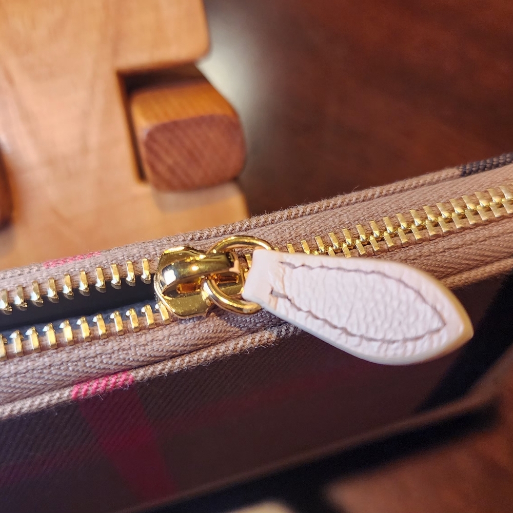 Burberry Plaid Wallet - Picture 4 of 9